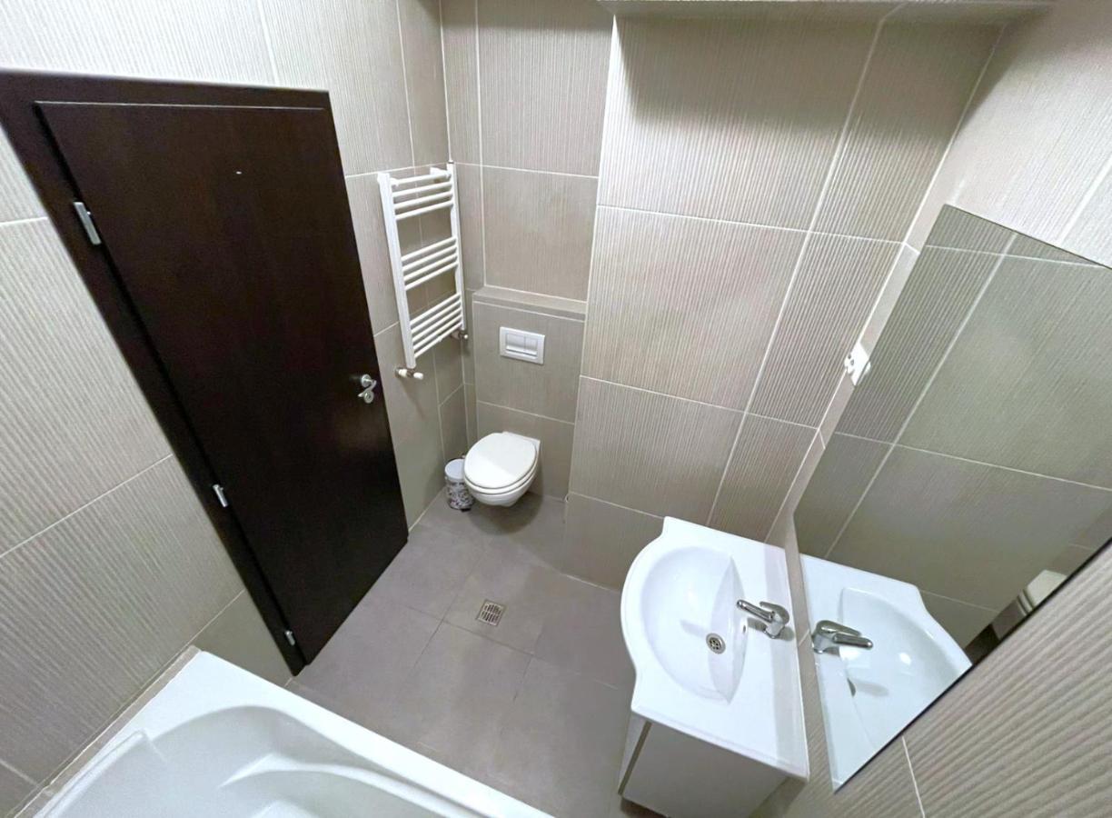 Taste Of Iasi - Two Room Apartment - Central - Sunset Touch Exterior photo